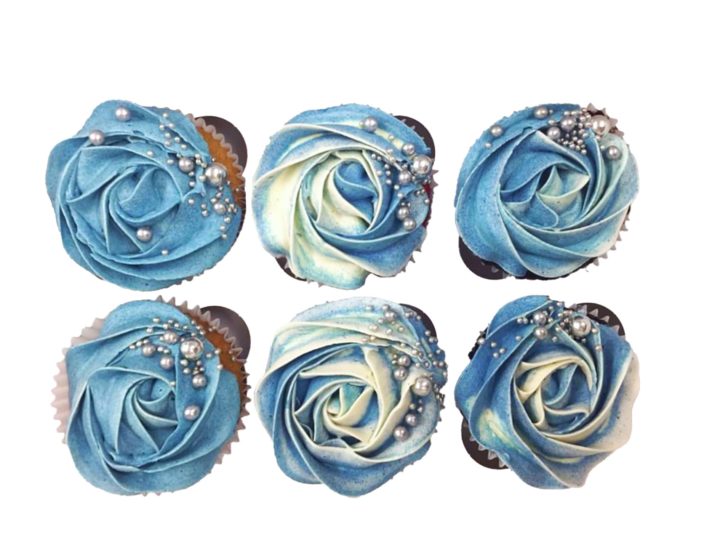 blue buttercream vanilla cupcakes