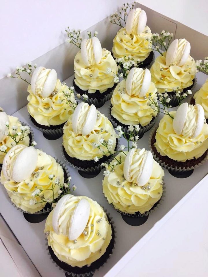 box of 12 white Buttercream wedding cupcakes