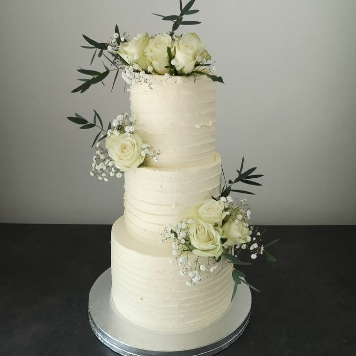 Stunning Swirl Rustic Wedding cake by Eve's Cakes (1)