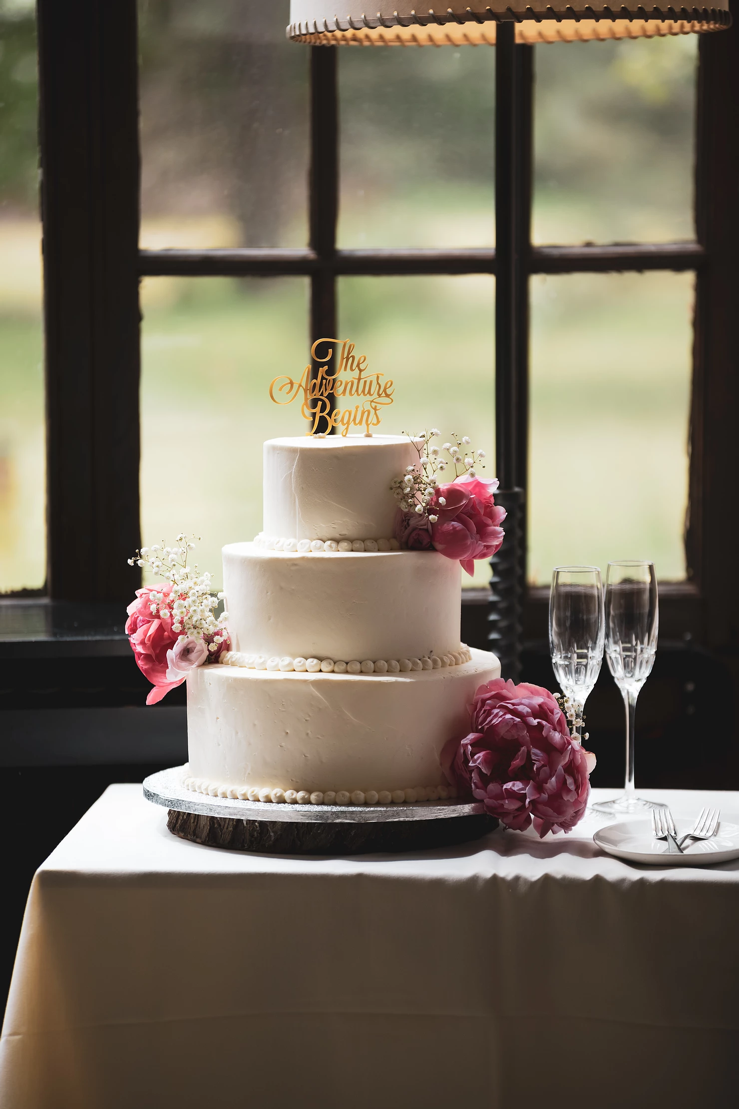 Can You Freeze A Wedding Cake?