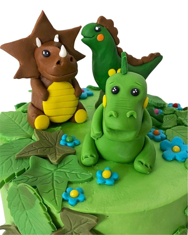 Dinosaur Cake with fondant dinos