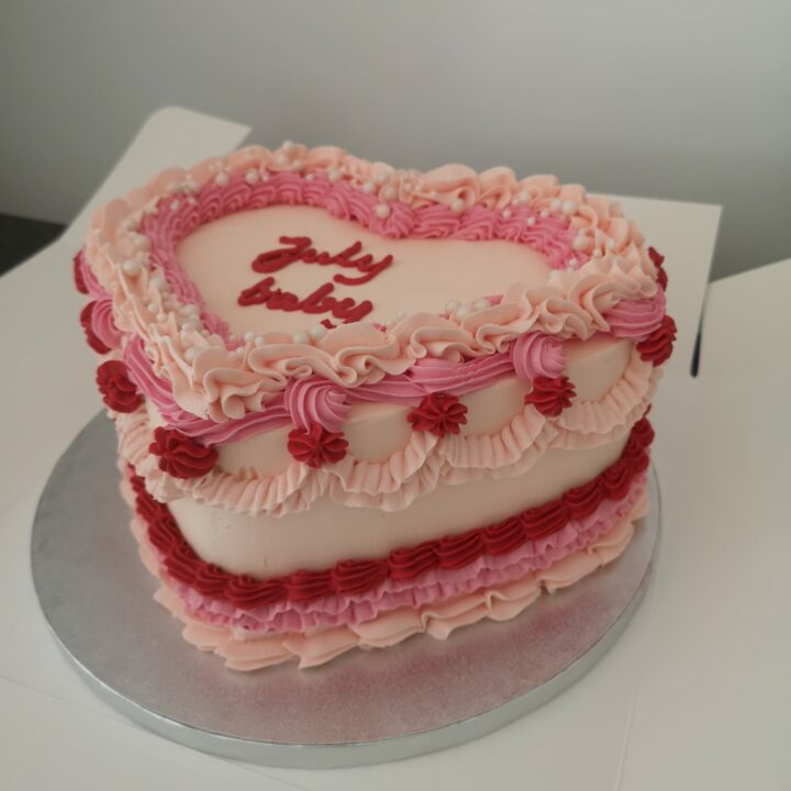 adorable lambeth heart cake